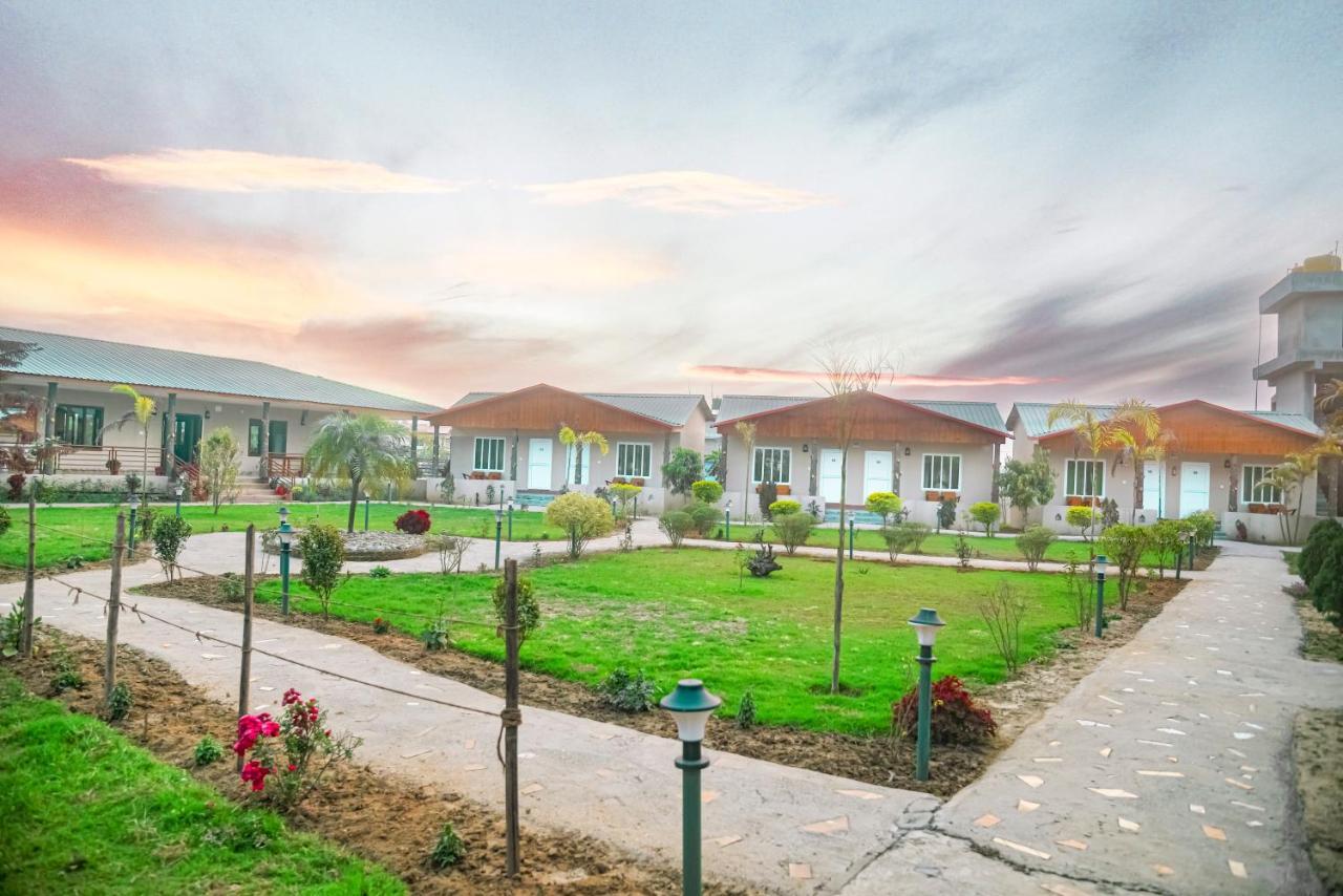 סאורהה Hotel Greenland Safari מראה חיצוני תמונה